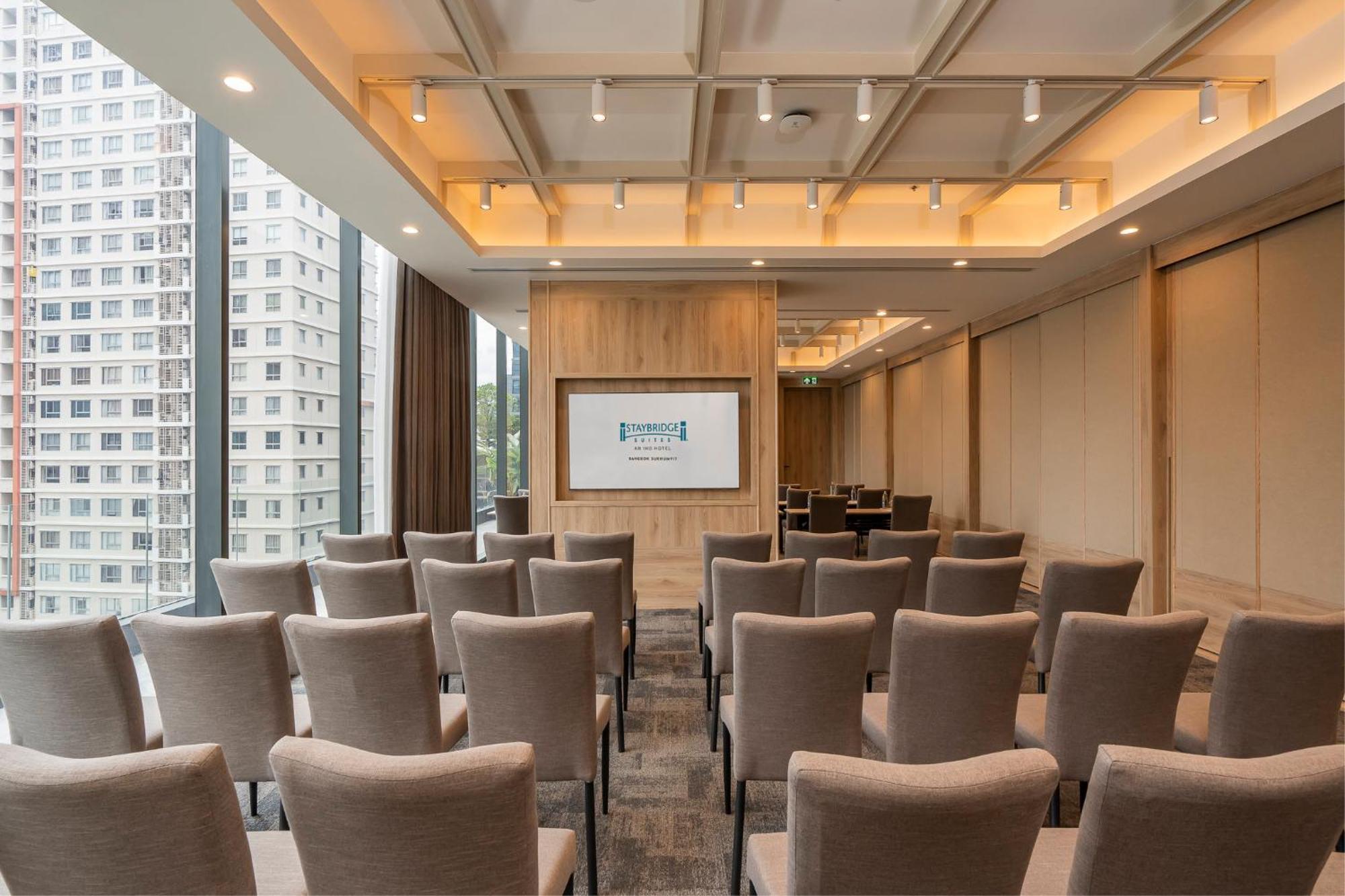 Staybridge Suites Bangkok Sukhumvit By Ihg Zewnętrze zdjęcie